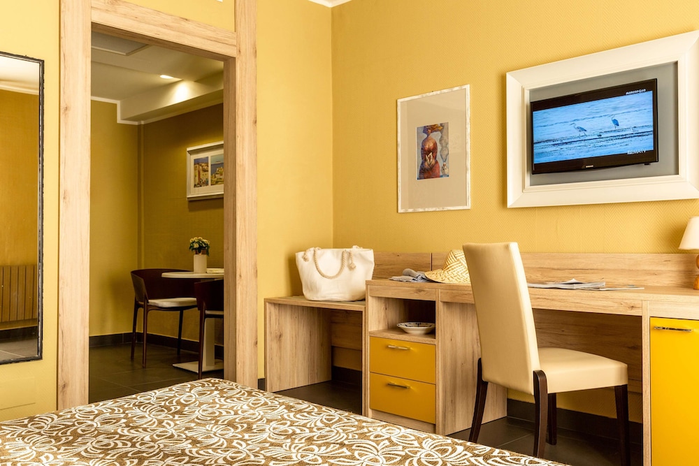 Park Hotel Residence 64/75