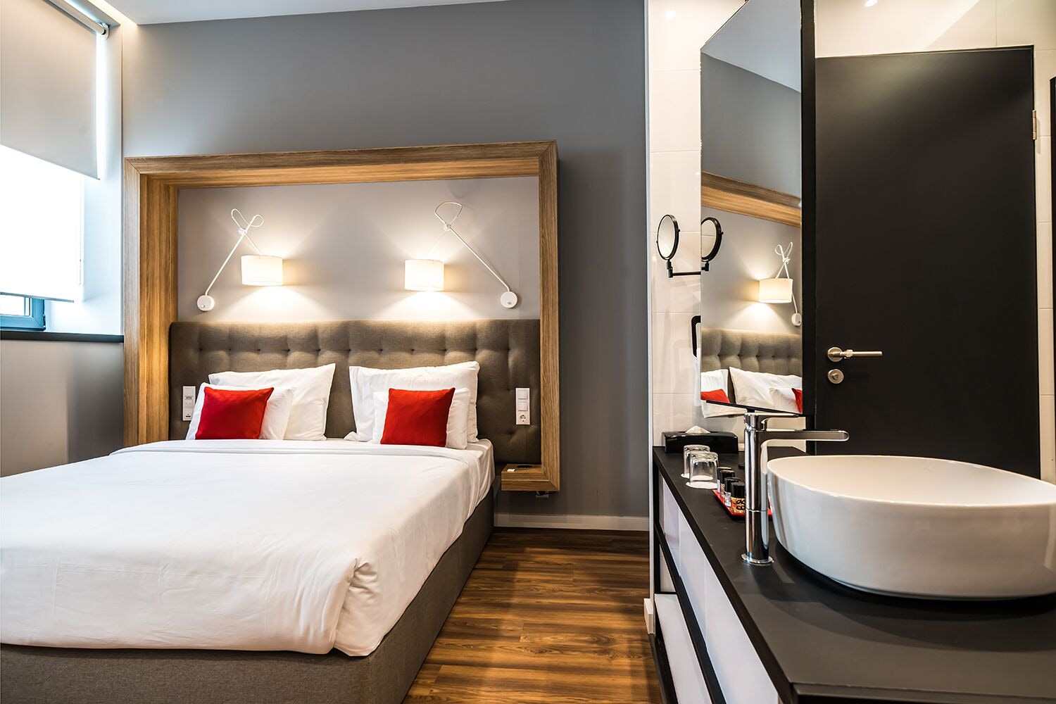 غرفة سوبيريور بسرير كينج وسرير فردي، Up Hotel Budapest 5/5