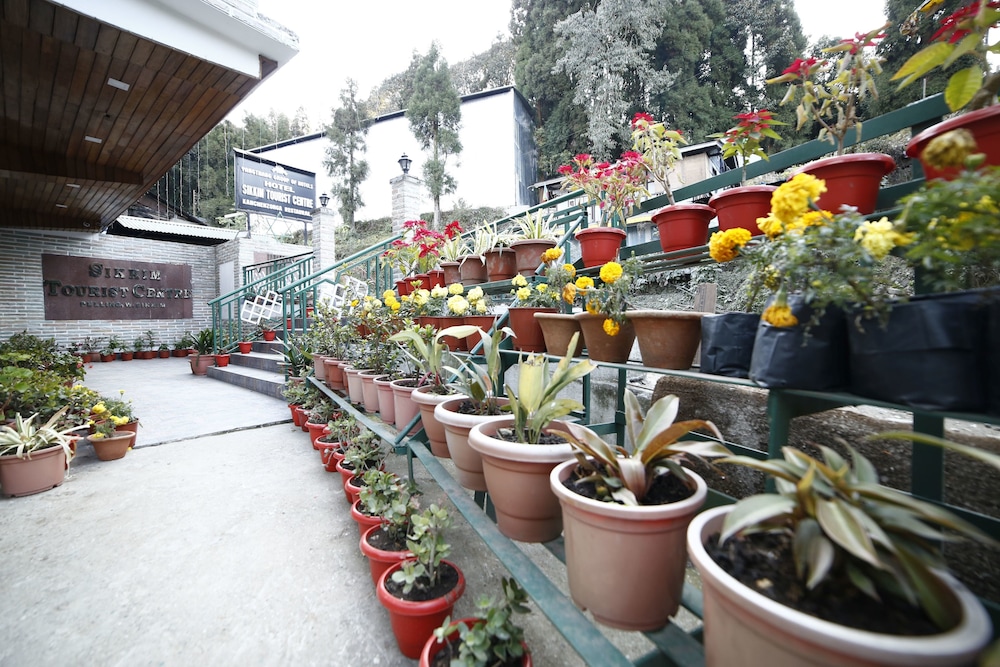 Hotel Sikkim Tourist Centre 15/22