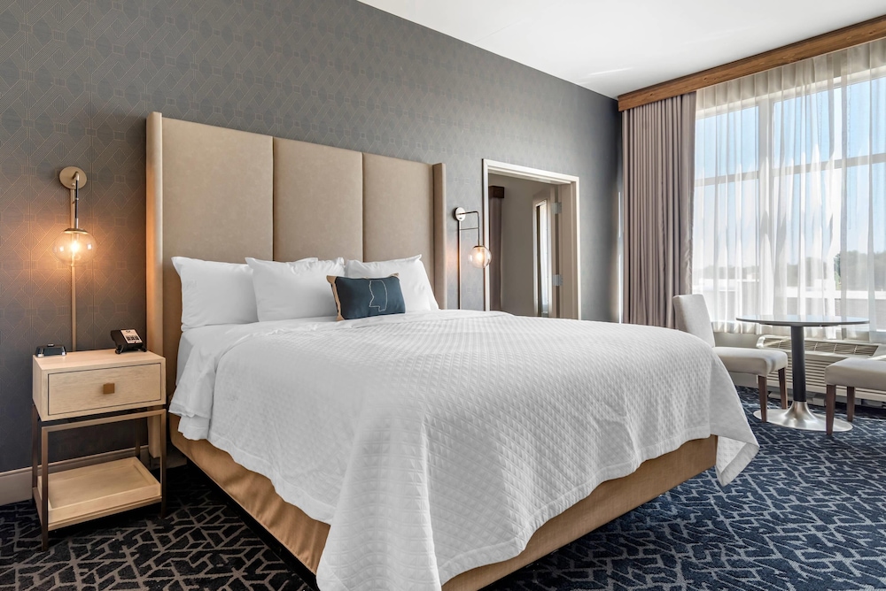 Lyric Hotel West End, Trademark Collection by Wyndham 16/50