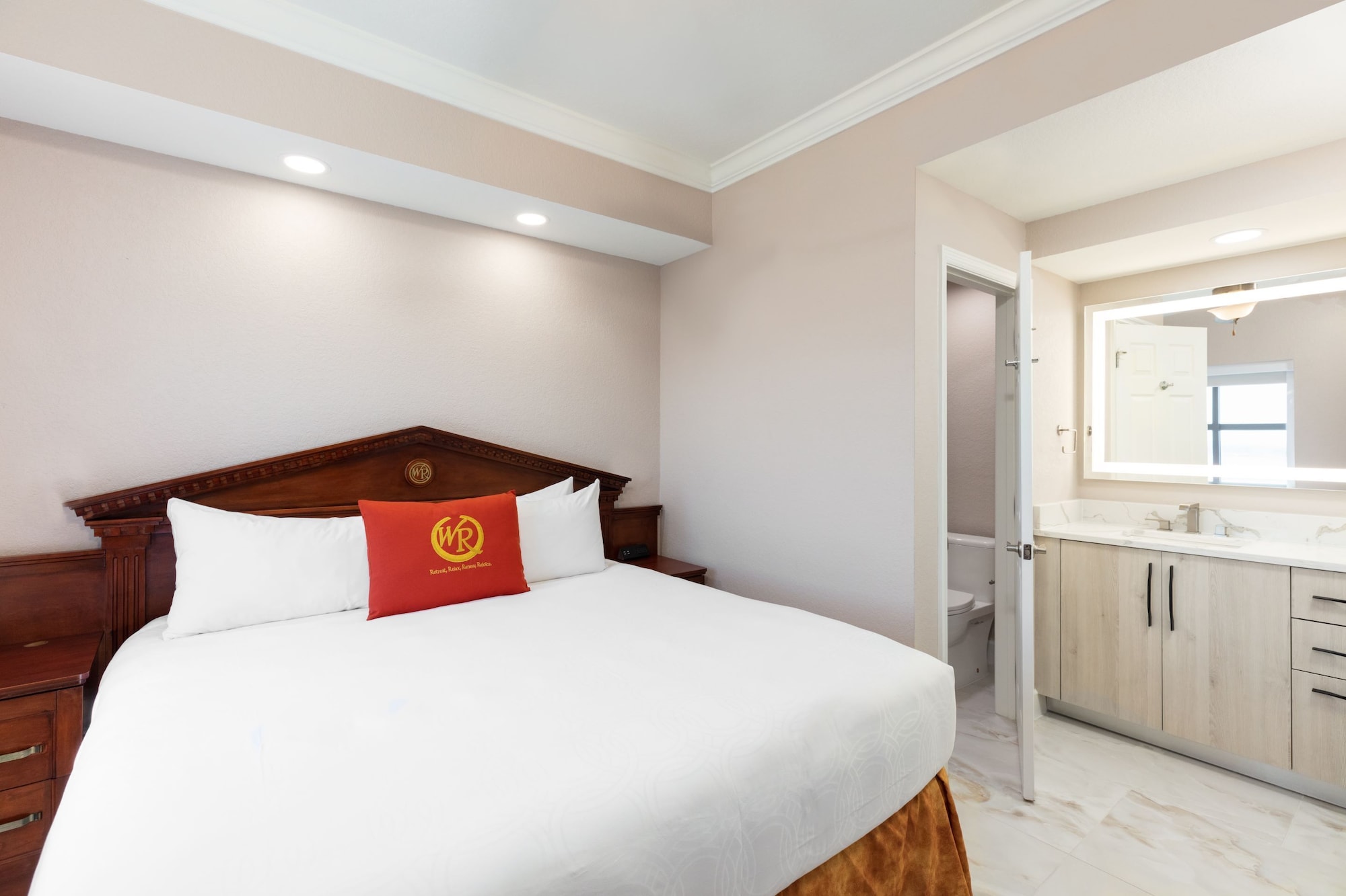 2 BEDROOMS, SIGNATURE, DELUXE, SUITE
