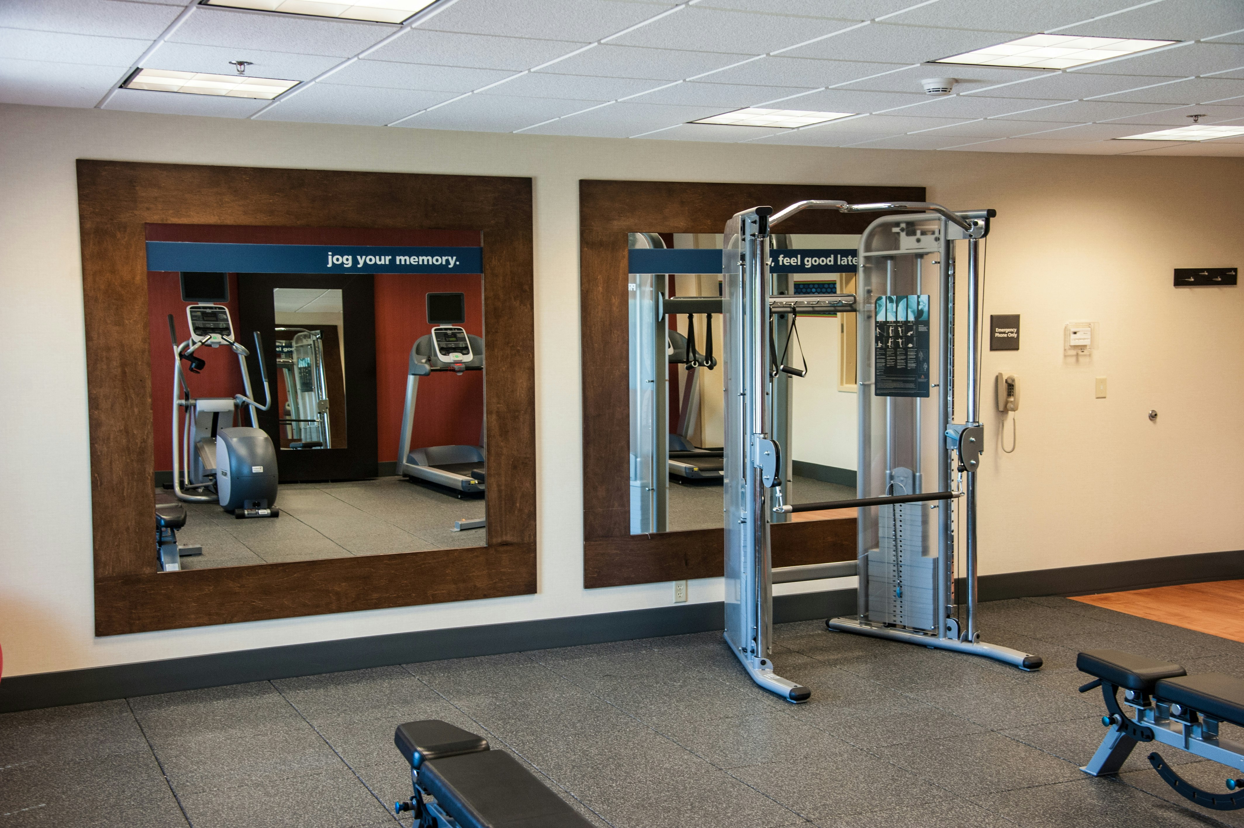 Hampton Inn Bismarck 47/78