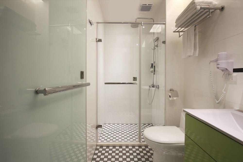 CityInn Hotel Plus Taichung Station Branch 72/73