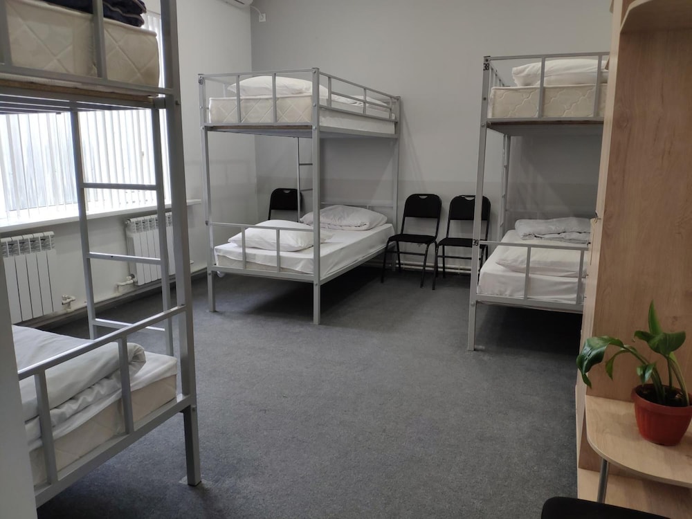Jules Verne Hostel Tashkent 35/50