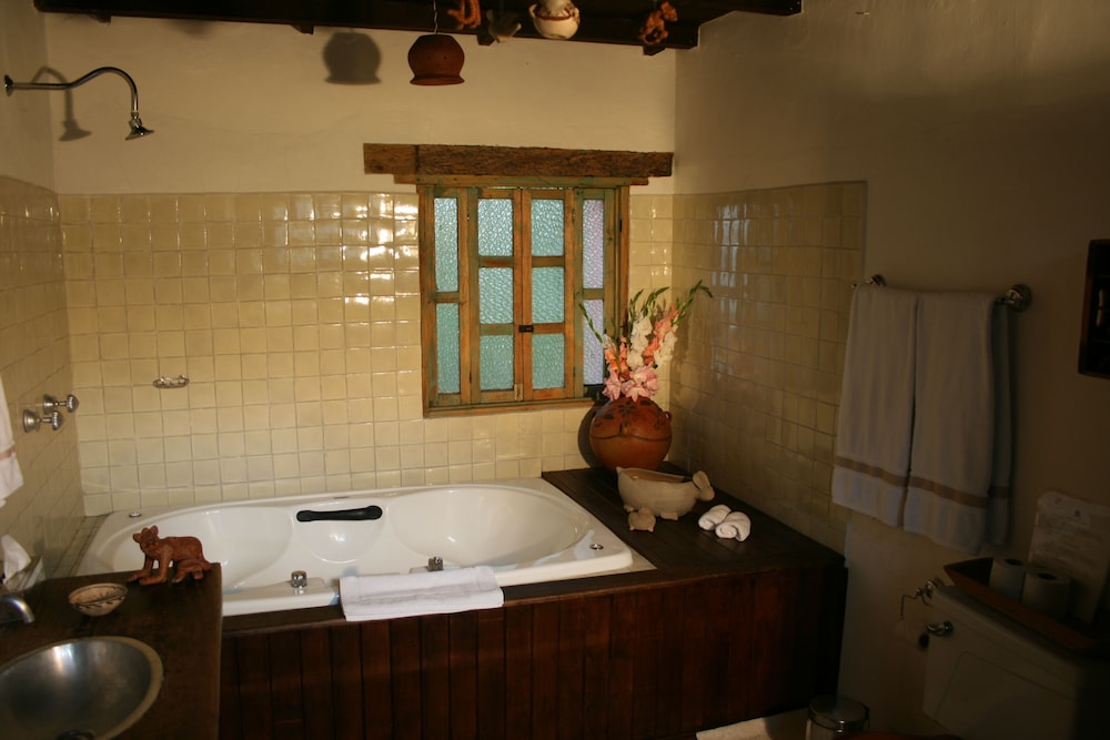 Hotel Na Bolom 48/50
