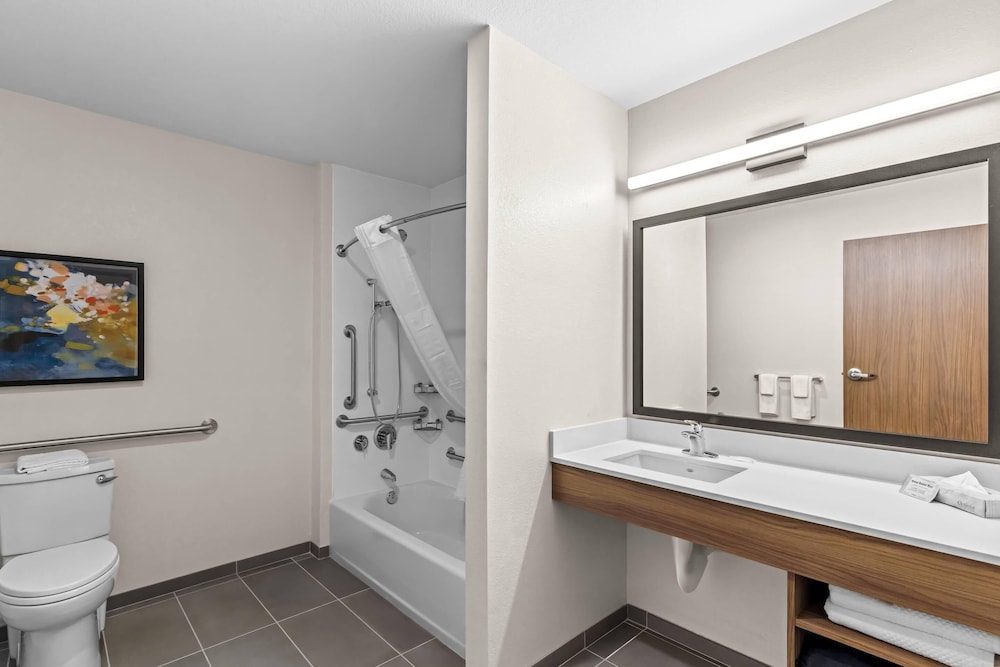 Everhome Suites Temecula 42/49
