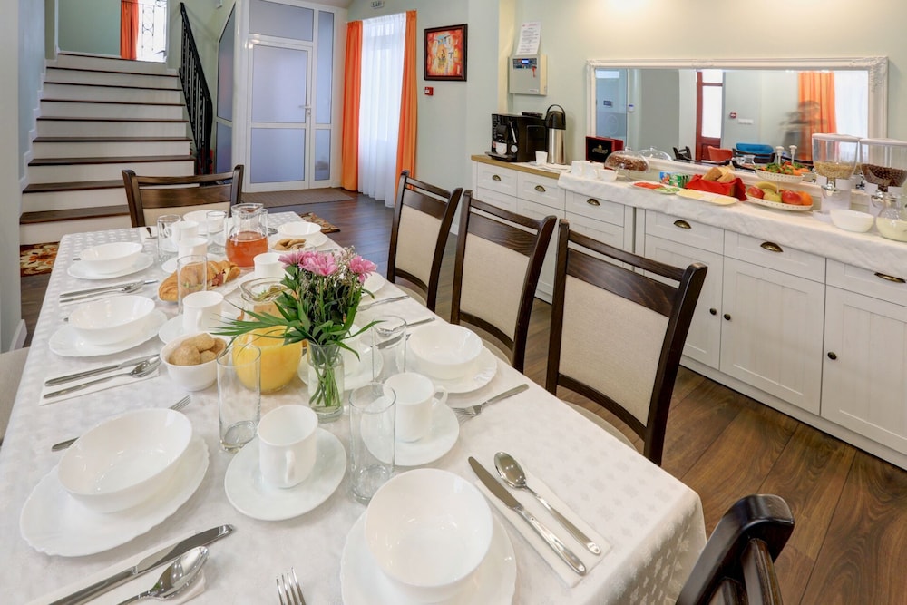 City Boutique Inn 32/50