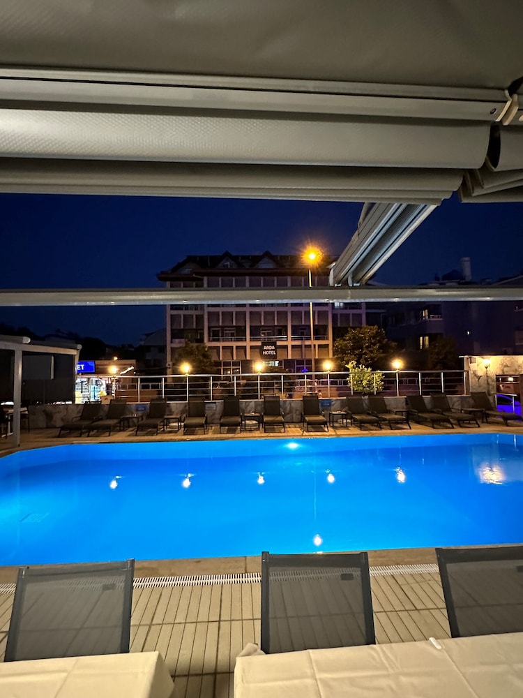 Soykan Hotel 6/62