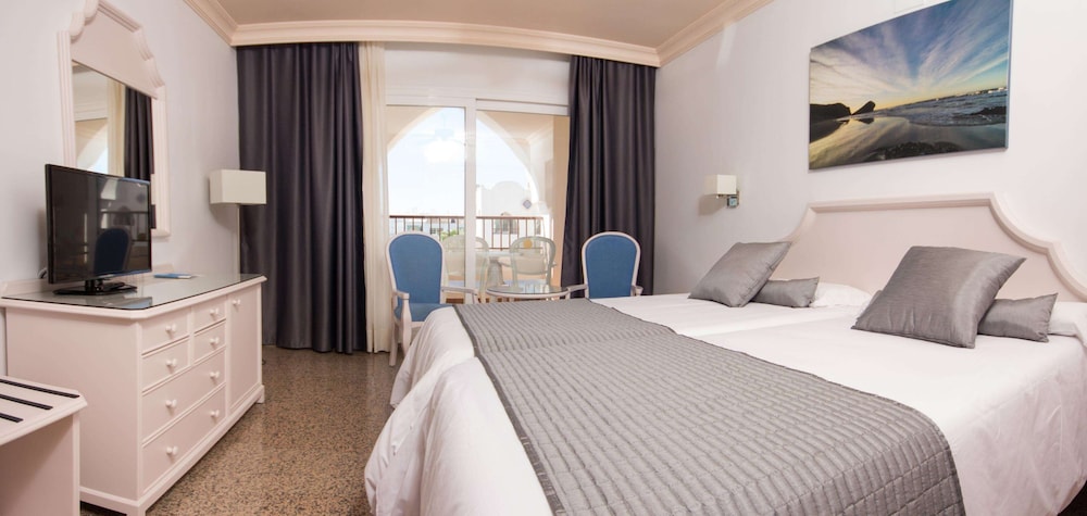 Hotel Mac Puerto Marina 16/49