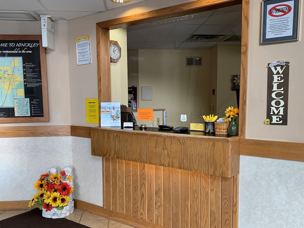 Days Inn Hinckley 8/31