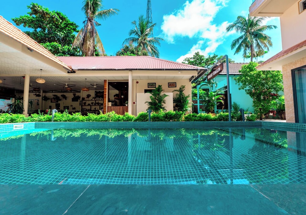 Sunlight Bungalow 49/50