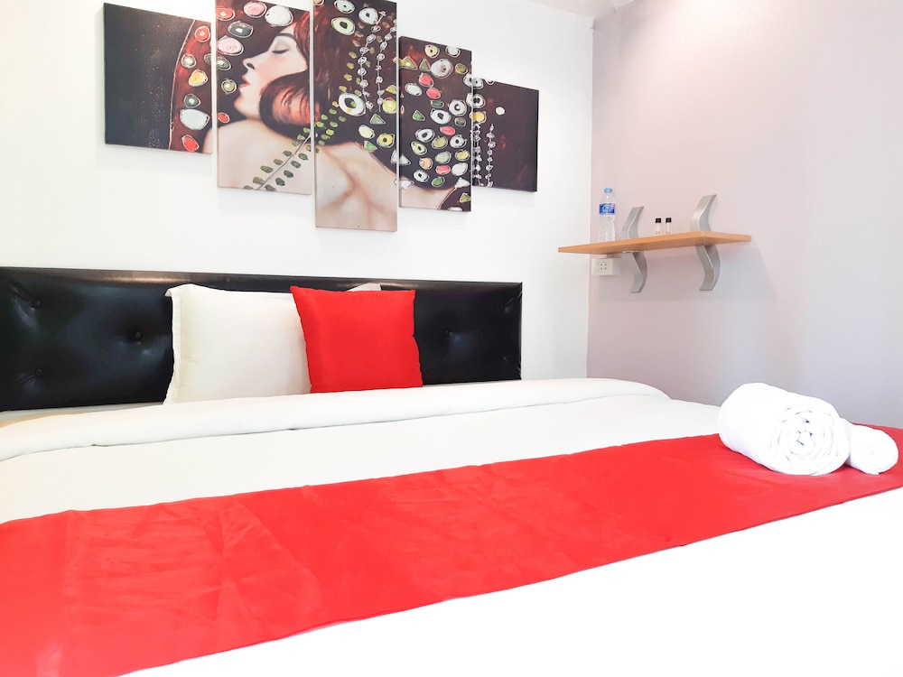 Khaosan Art Hotel 8/75