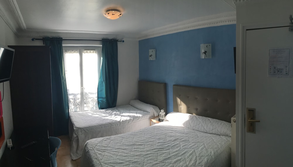 ROOM, TRIPLE