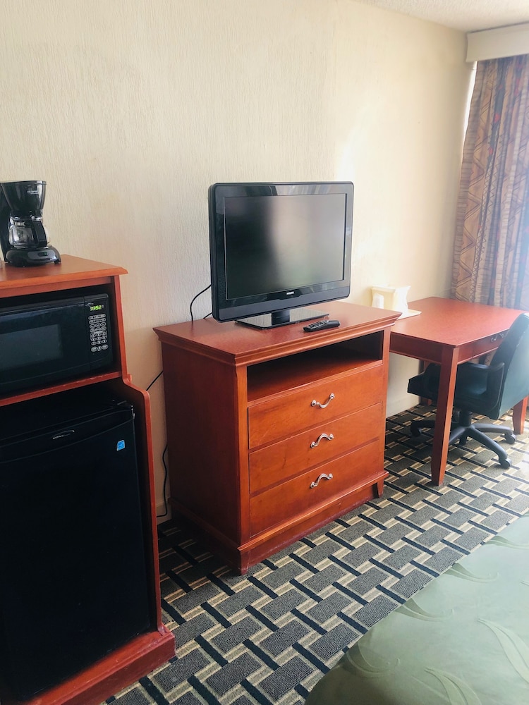 Quail Inn and Suites Myrtle Beach 41/43