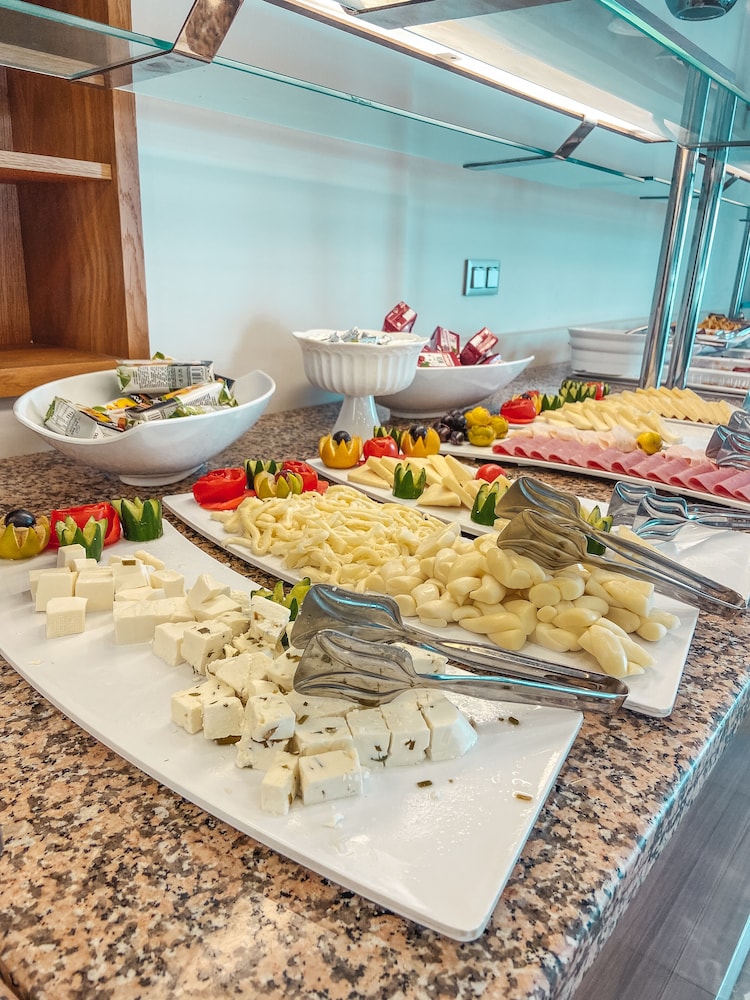 Gulluk Yali Boutique Otel 36/48