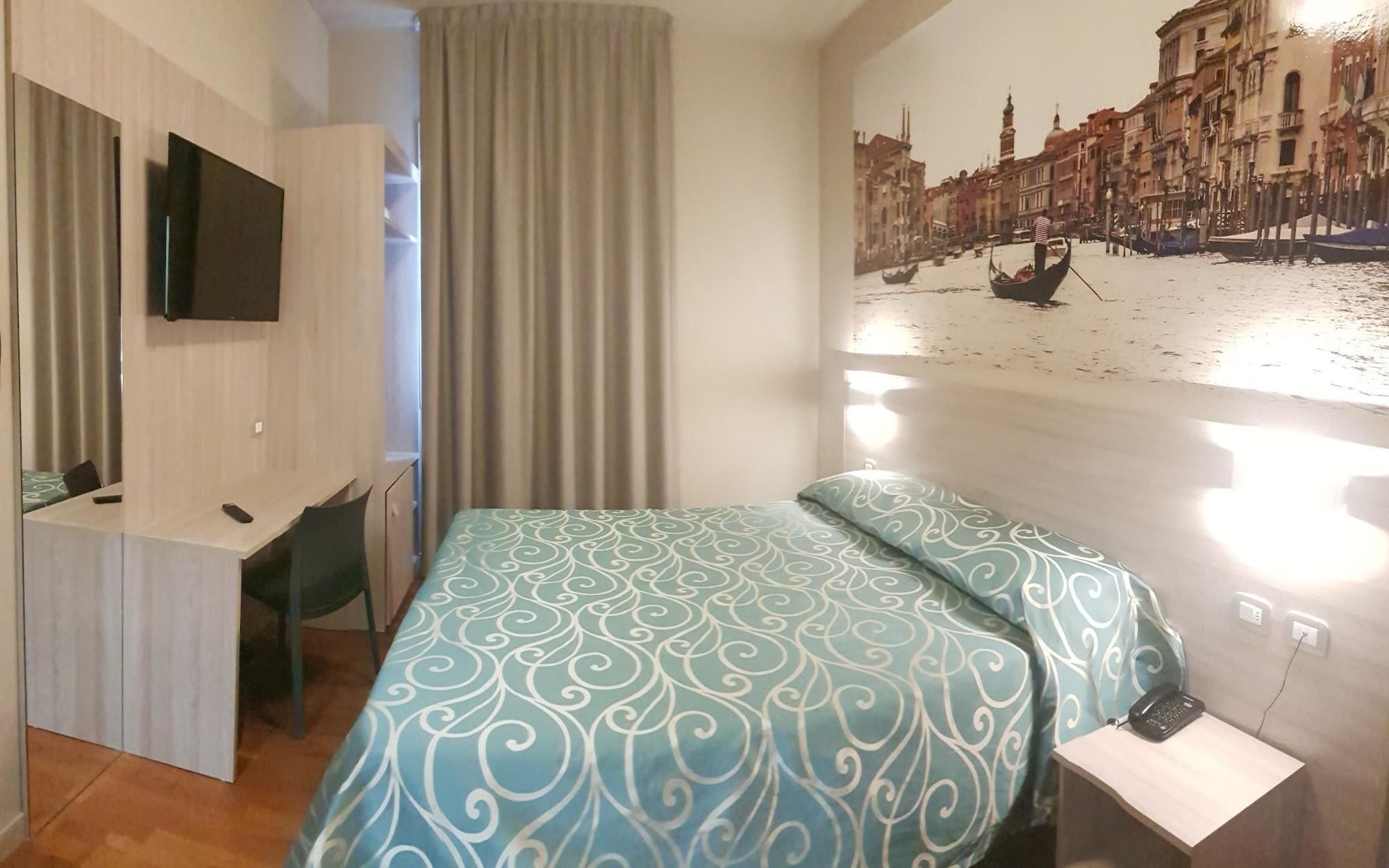 STANDARD, DOUBLE OR TWIN BED