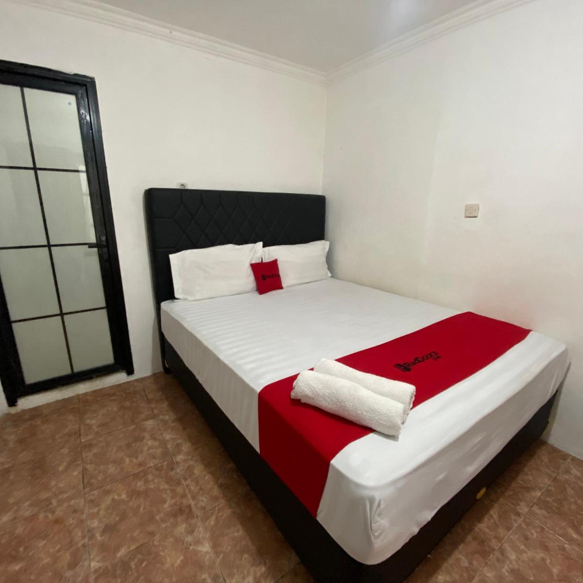 OYO 1370 Sudirman Guesthouse Syariah 2/56