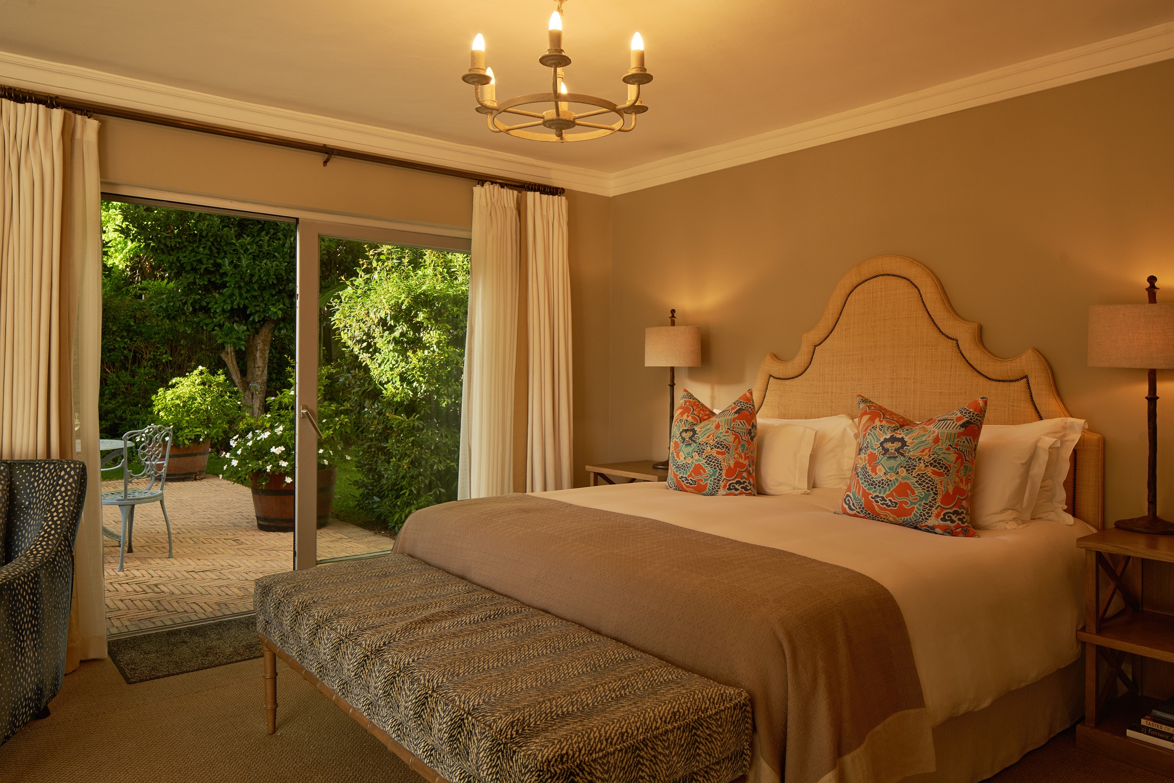 Garden, Petite, Suite