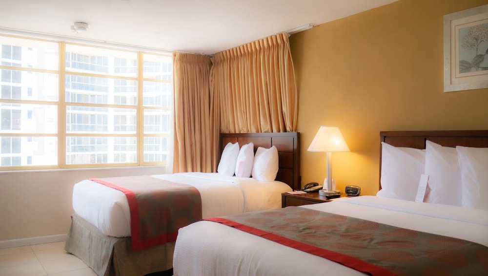 Ramada Plaza by Wyndham Marco Polo Beach Resort 16/67