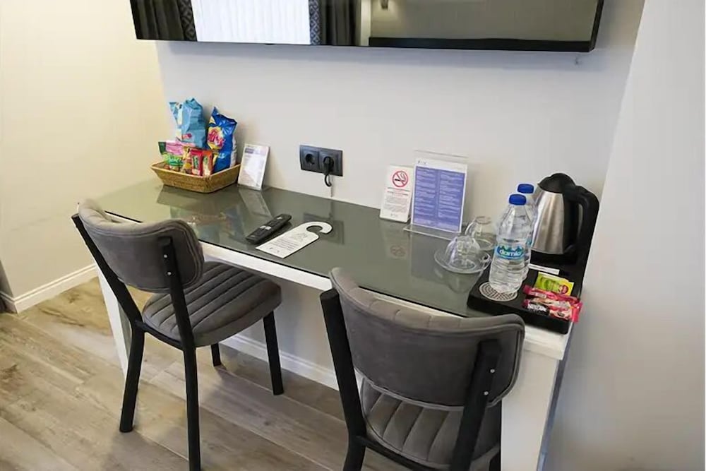 Riva Hotel Alsancak 37/47