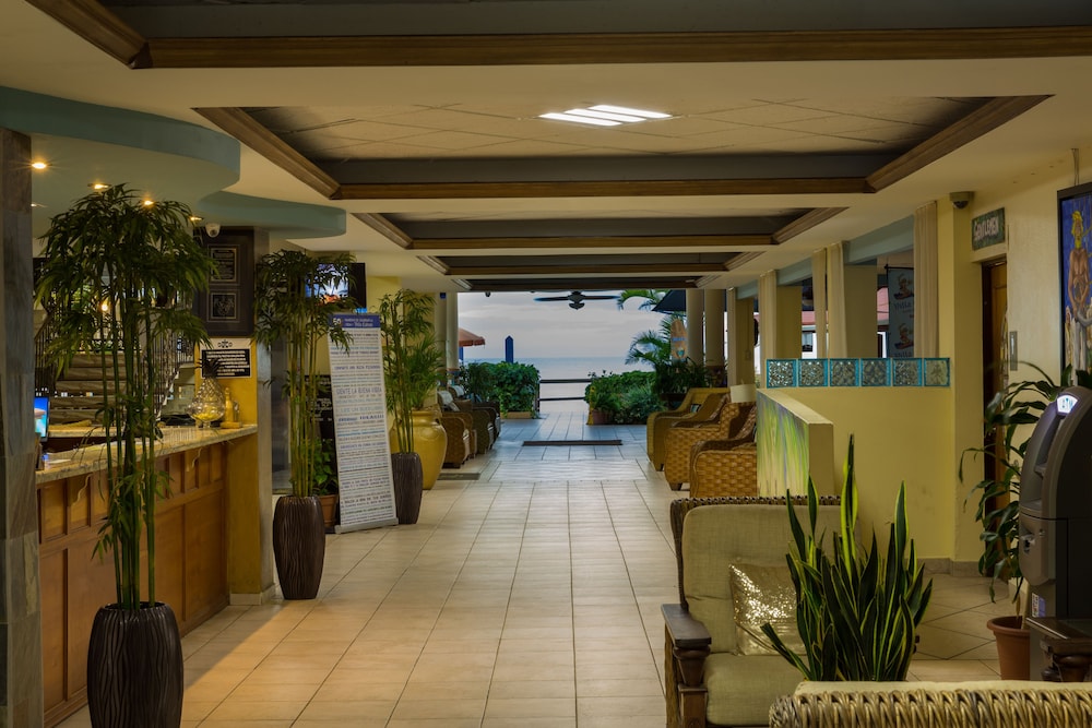 Villa Cofresi Hotel 7/50