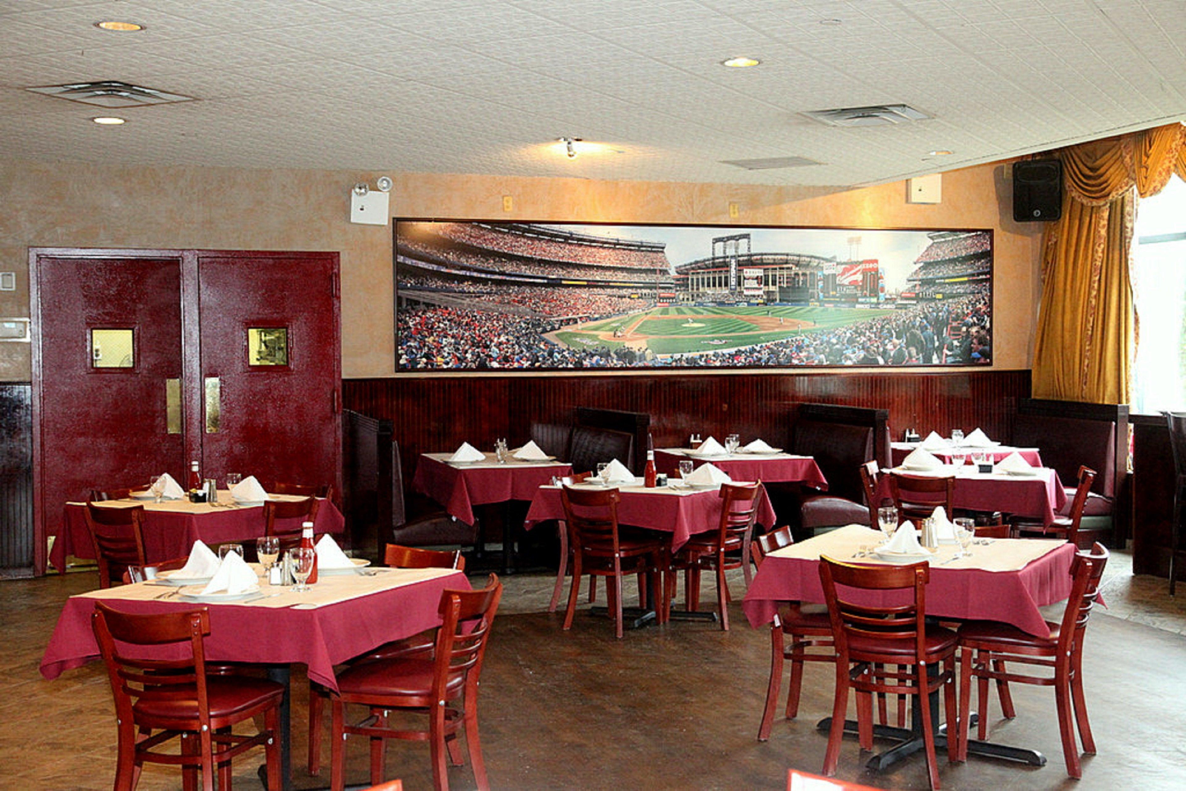 The LaGuardia Hotel 25/34