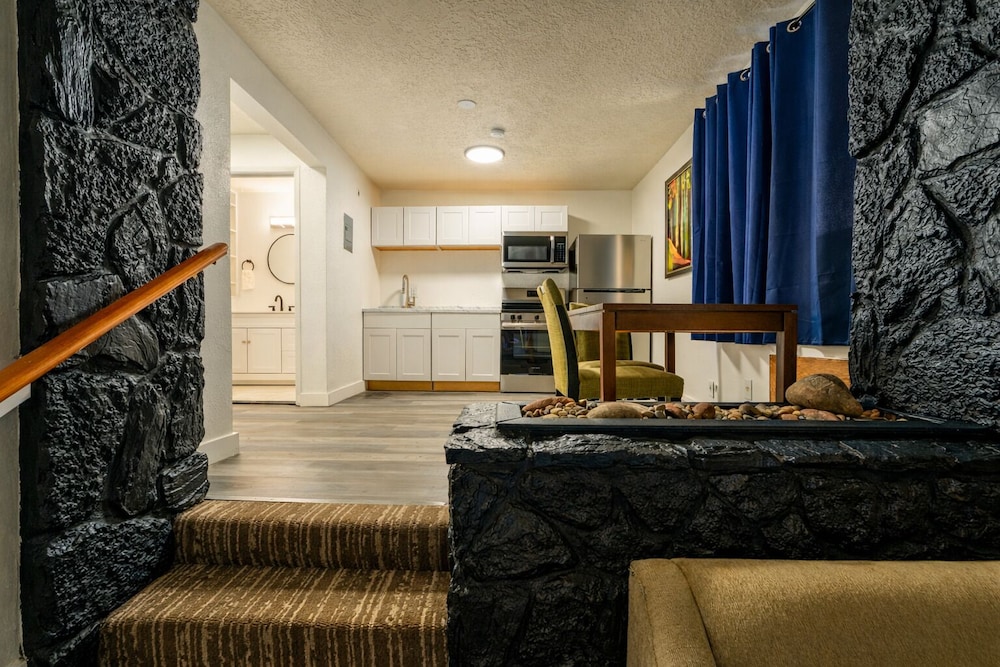 Travelodge by Wyndham Farmington Hwy 64 40/70