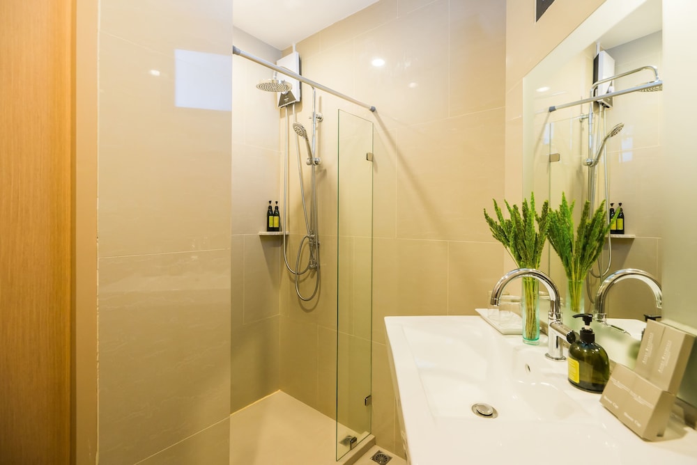 Asoke Residence Sukhumvit by UHG 24/74