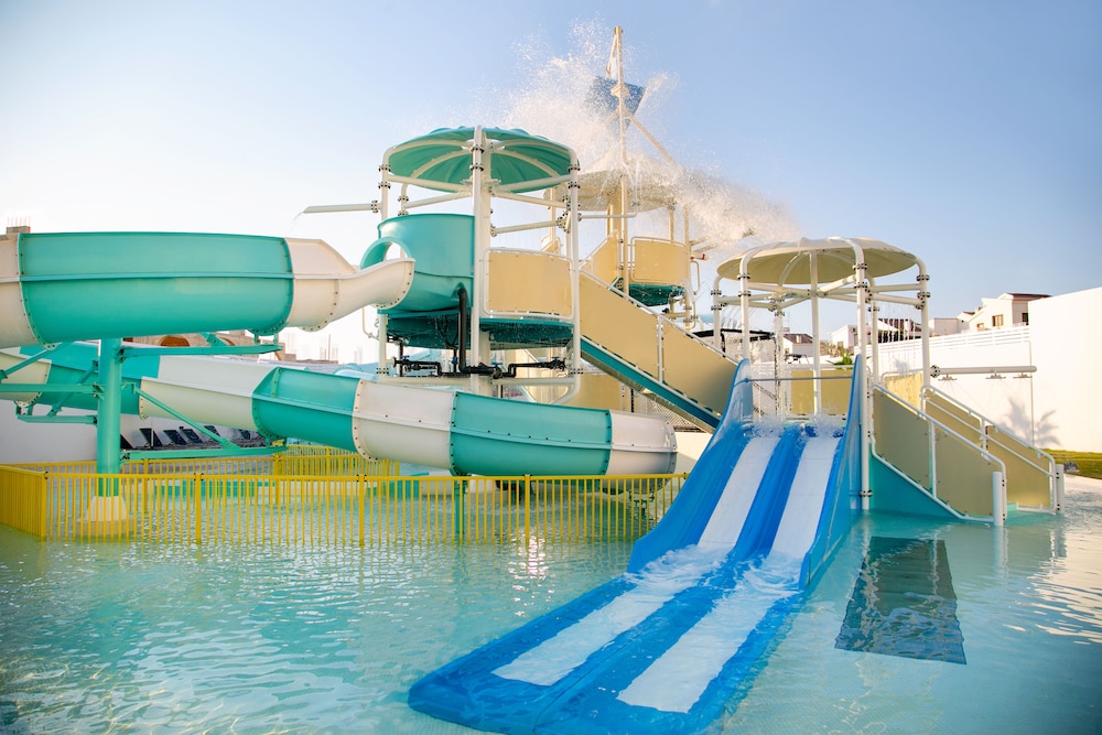 Atlantica Aqua Blue Hotel 40/50