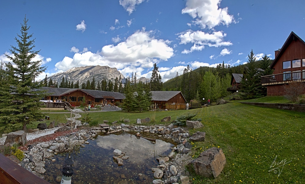 Banff Gate Mountain Resort 3/58