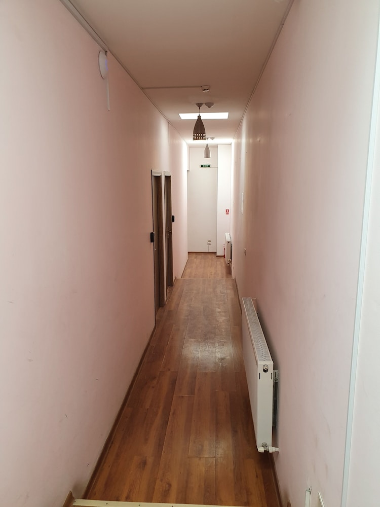 X Hostel Bucharest 22/44