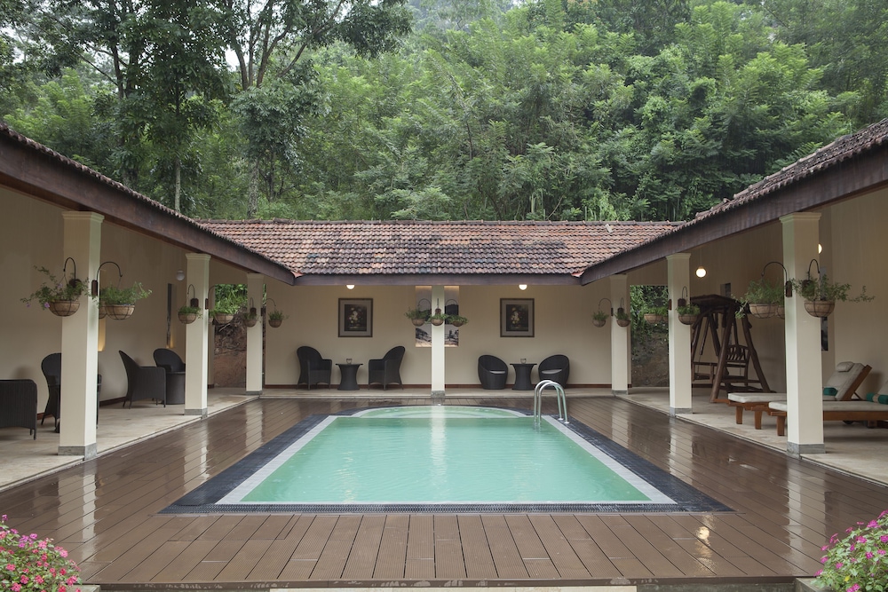 Amaya Bungalow 63/65