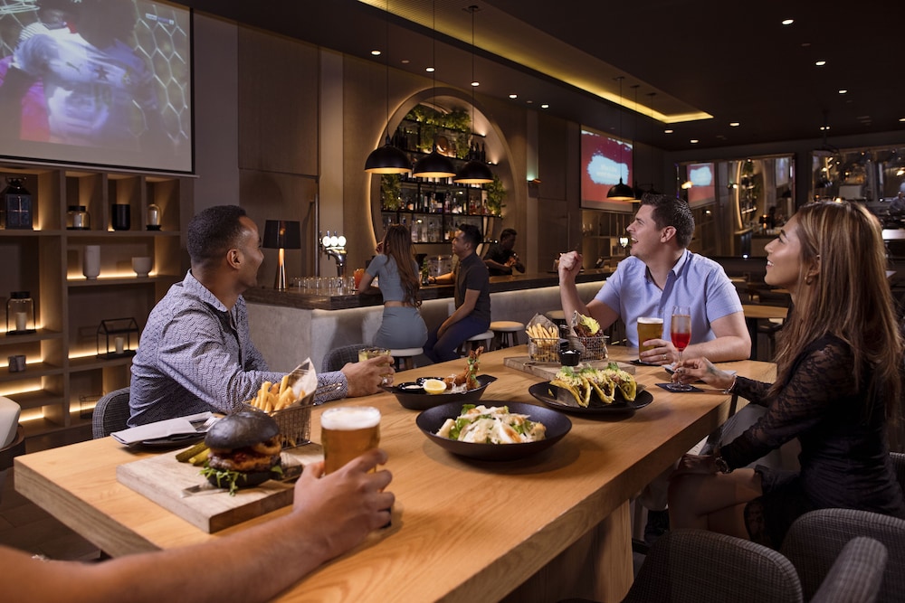 restaurant cafeteria