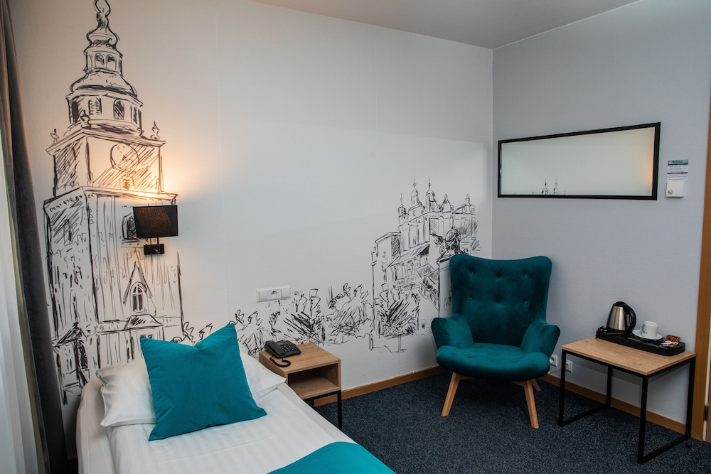 POD WAWELEM HOTEL 30/41