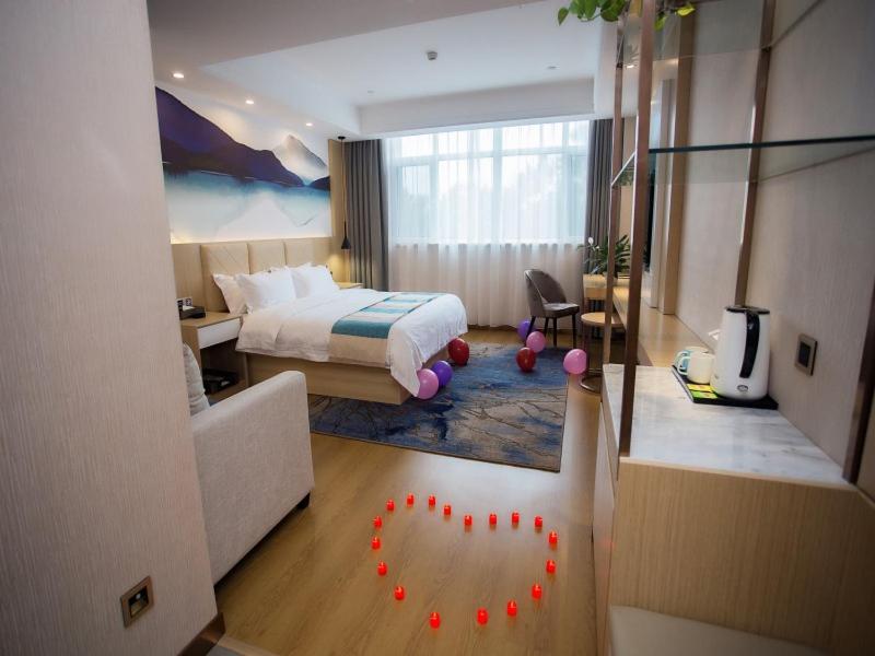 VX Heze Dingtao District Taoyi Road Hotel 23/41