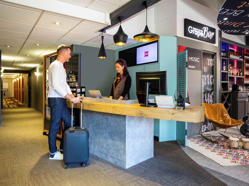 lobby