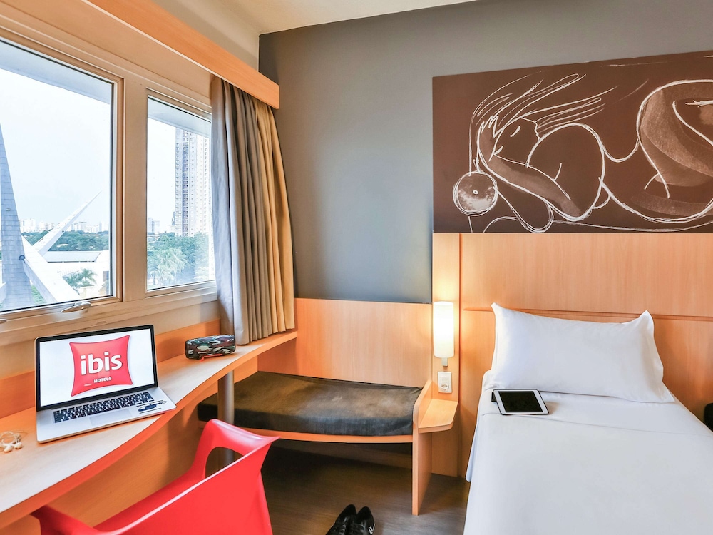 Ibis Goiania 38/64