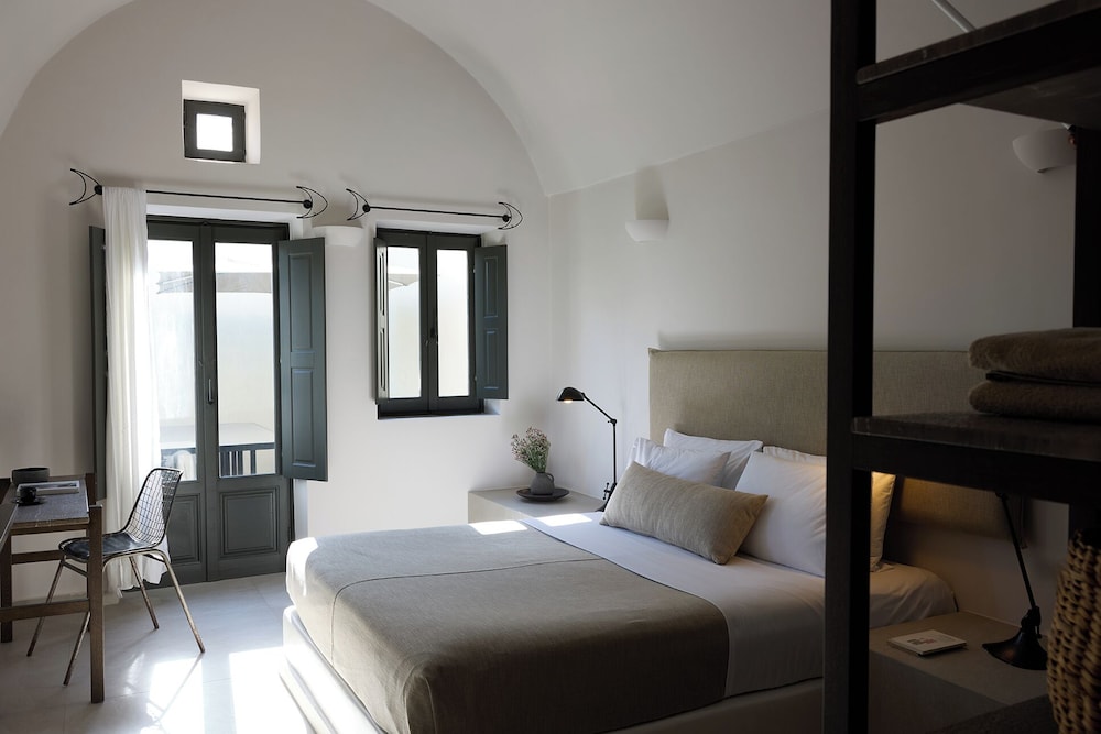 BELLONIAS VILLAS 7/50