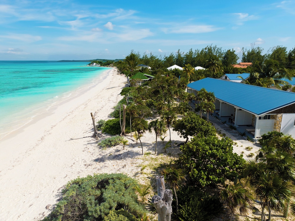 Pelican Beach Hotel 41/50