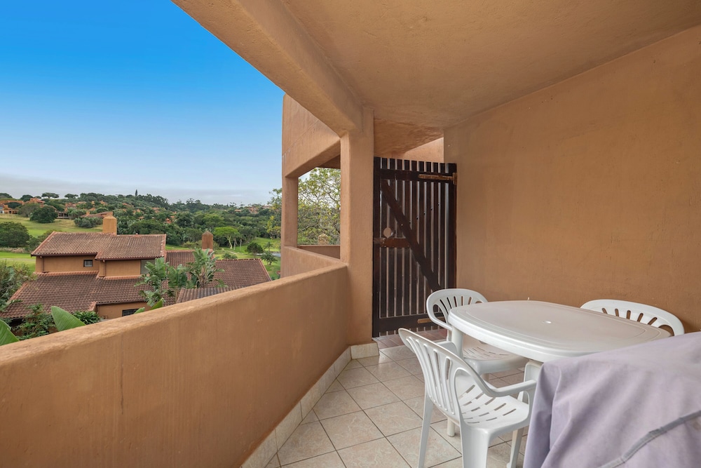 San Lameer Villa Rentals Bachelor Studio 2515 24/50