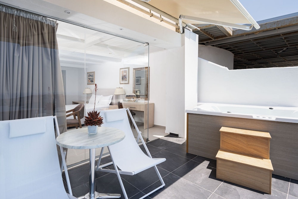 Kratiras View Luxury Suites 36/50
