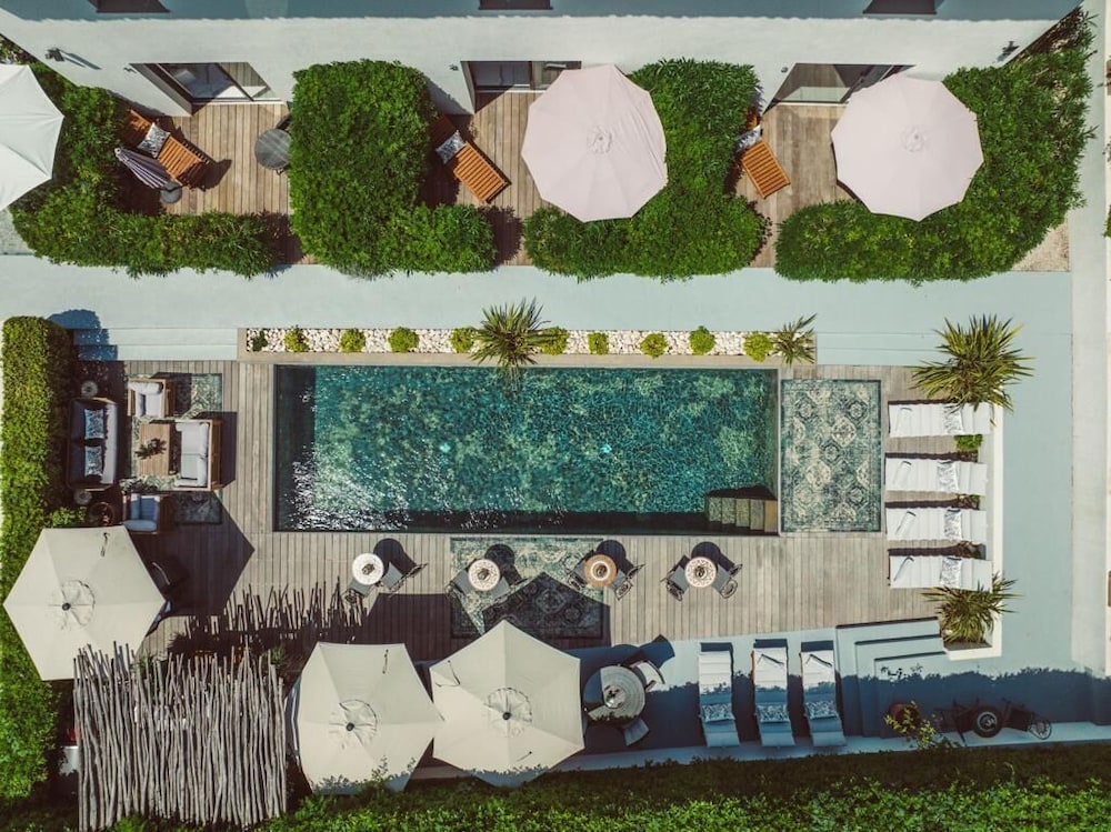 Hotel Le Mandala 54/62