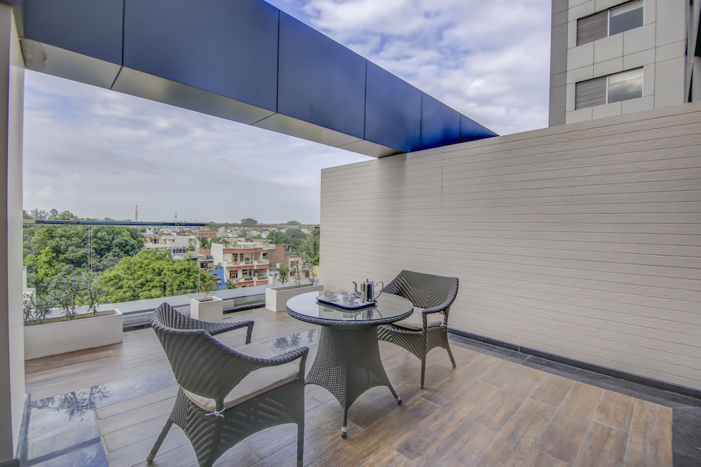 Radisson Blu Gorakhpur 8/50