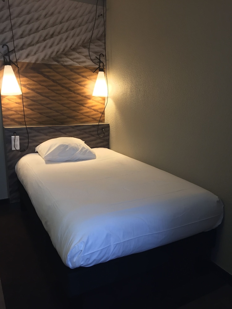 ibis Clichy Centre Mairie 31/70