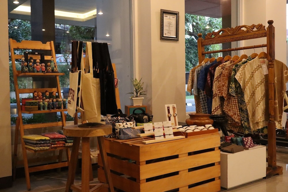 The Victoria Hotel Yogyakarta 16/62
