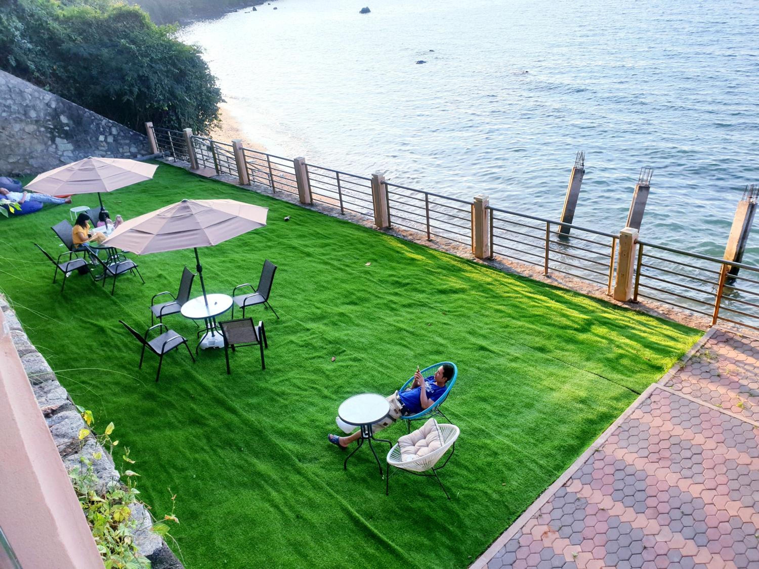 Chateau Vista Serviced Apartment 82/88
