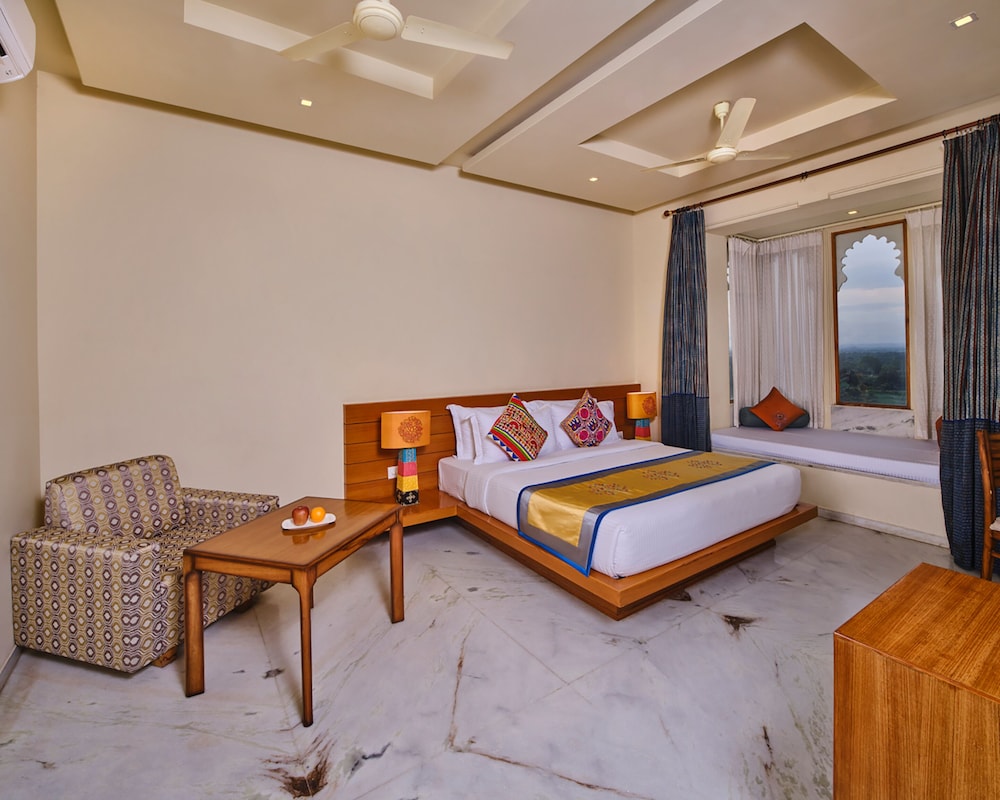 Justa Brij Bhoomi Nathdwara 10/39