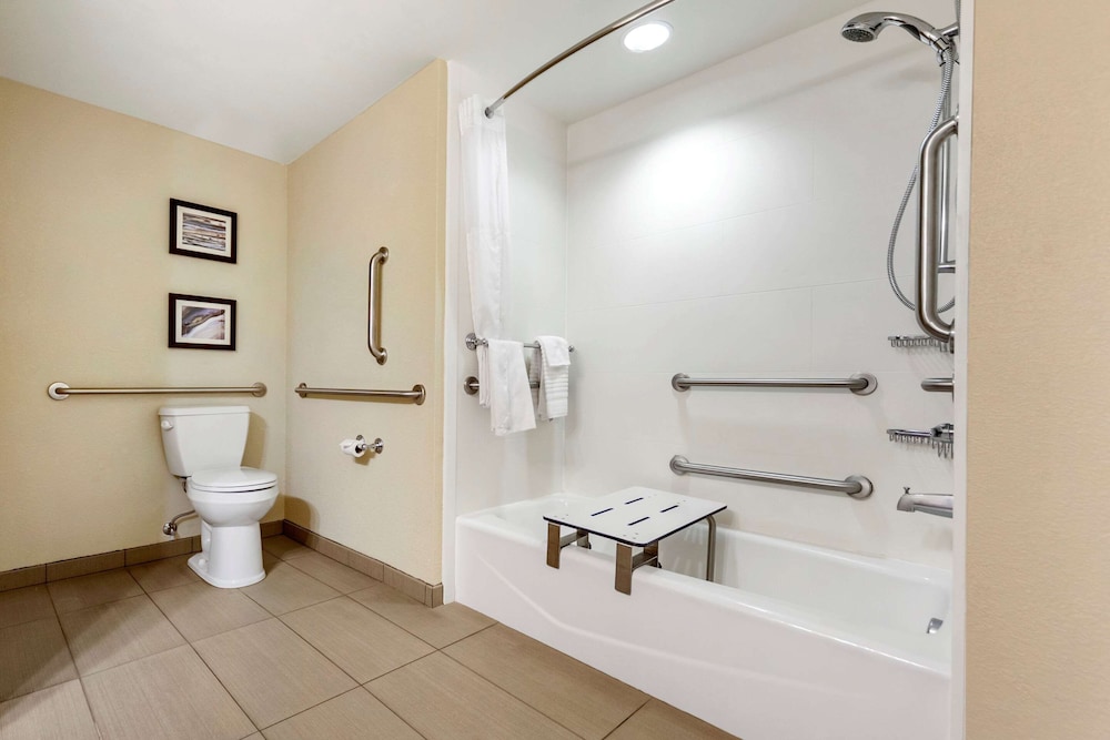 Comfort Inn & Suites Sidney I-80 43/49