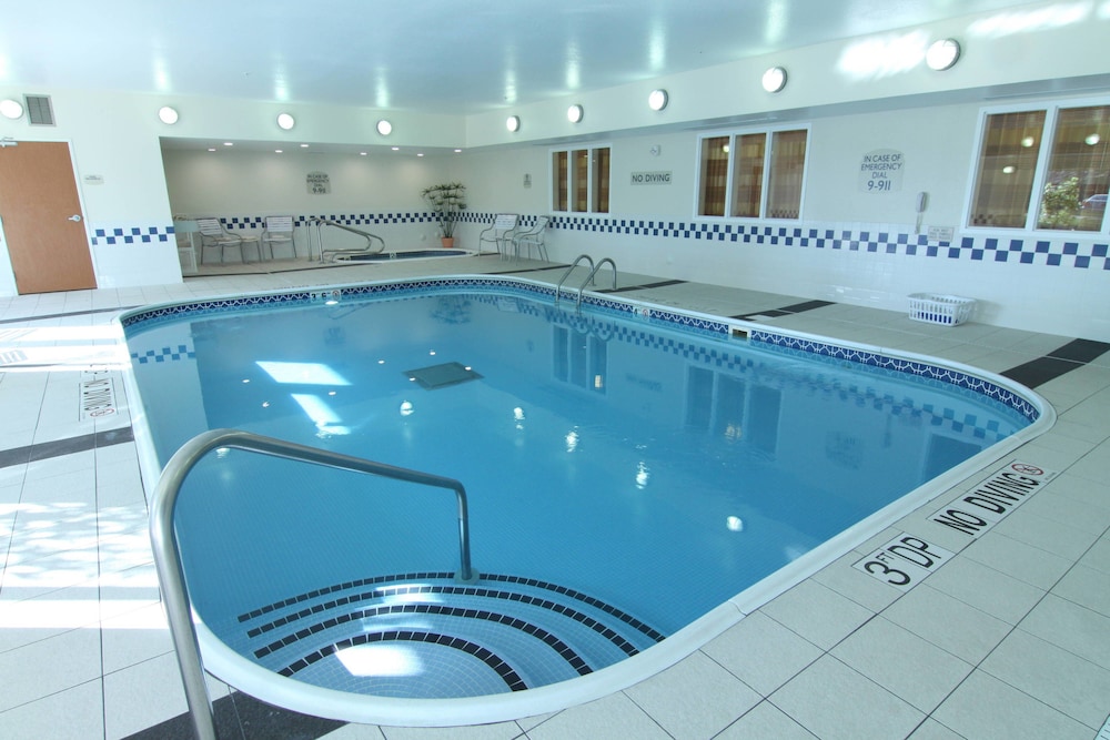 Fairfield Inn Suites By Marriott Minneapolis Burnsville 3/21