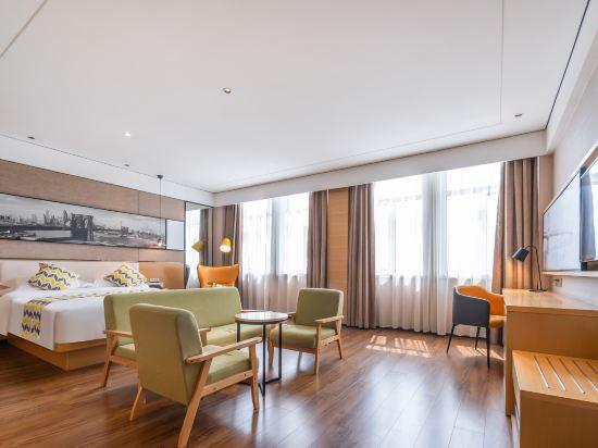 Jiayi Hotel (Heze Danyang Overpass) 15/27